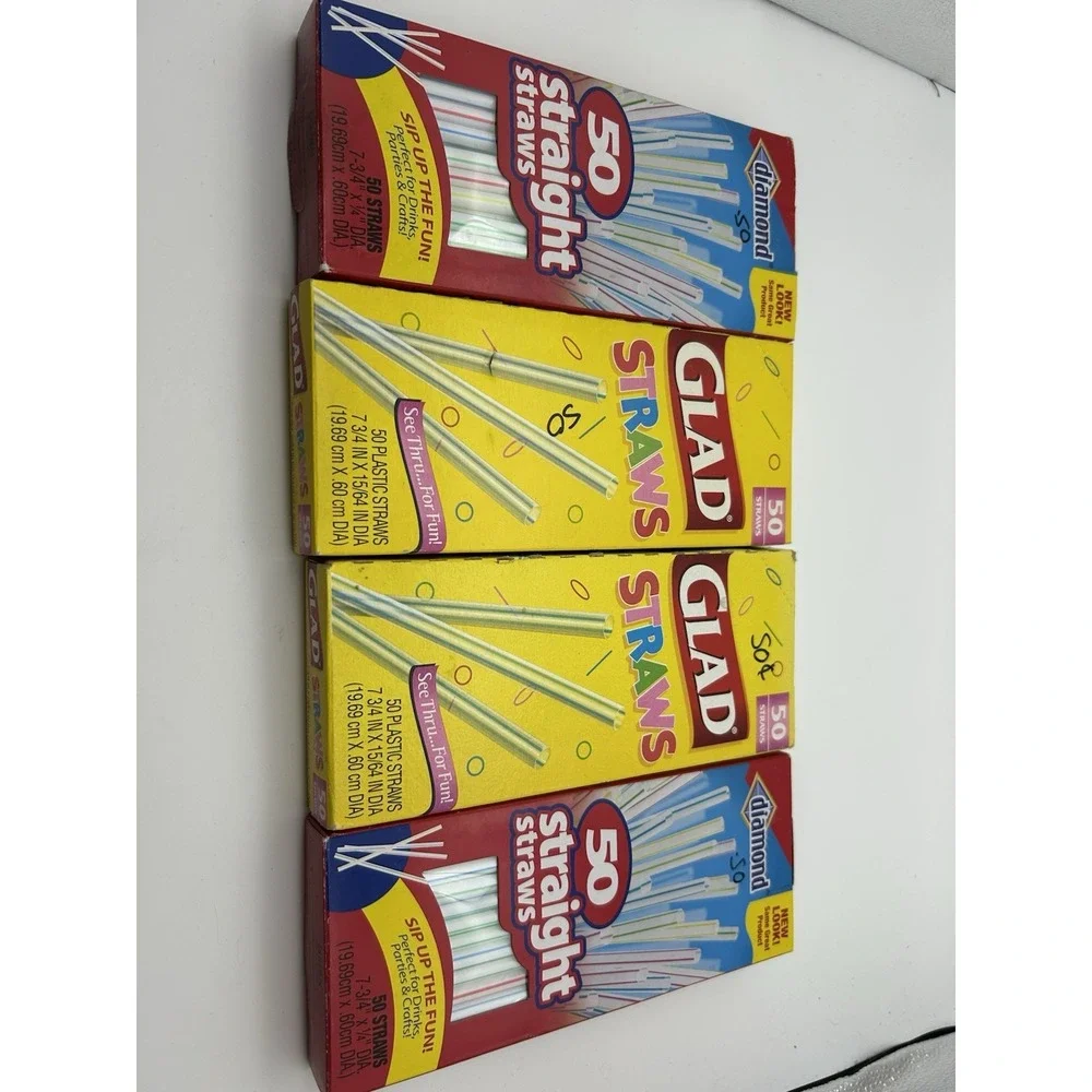 Glad Diamond straight drinking straws. 200 straws Lot Of 4 Boxes